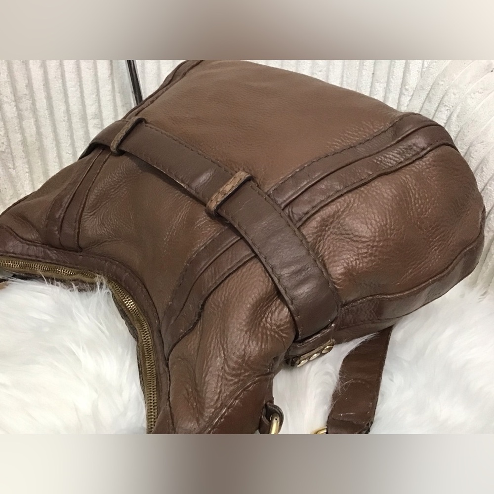 Gucci Bags - Picture 10 of 16